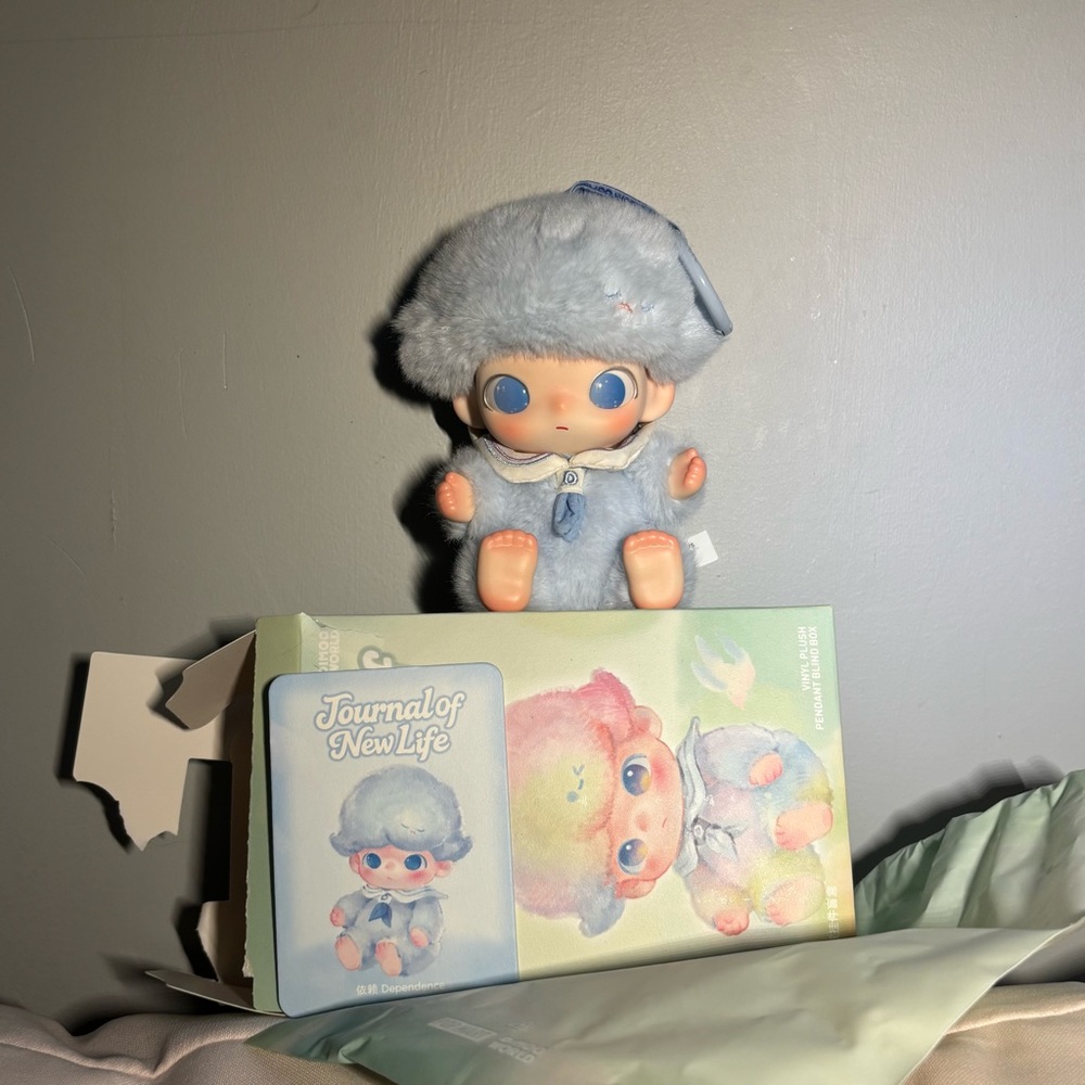 DIMOO Journal of New Life DEPENDENCE - POPMART